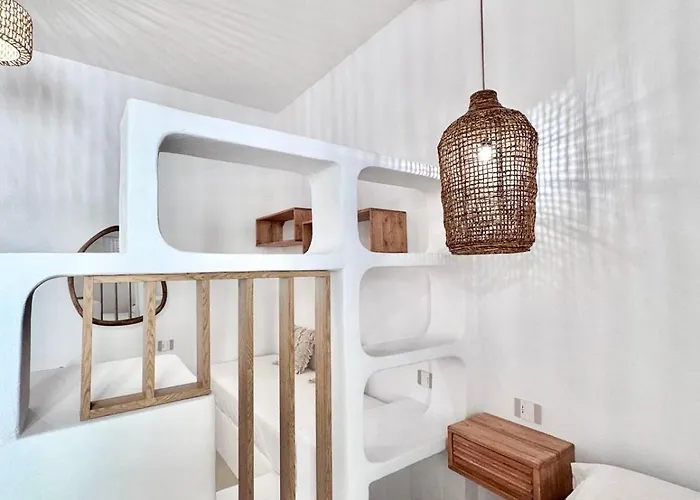 Eos 招待所 加埃塔