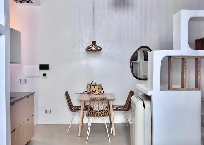 Eos 招待所 加埃塔