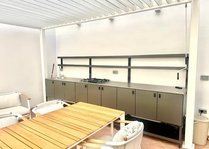 Eos 招待所 加埃塔